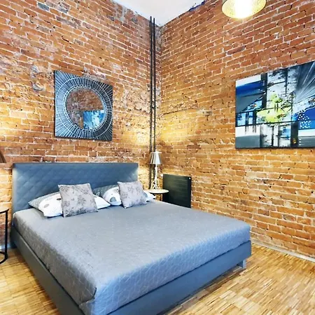 Ruska 47/48a Apartment